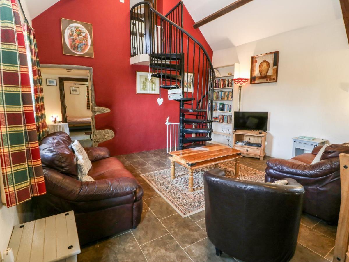 Bwthyn Y Dderwen Oak Cottage Llannor ภายนอก รูปภาพ